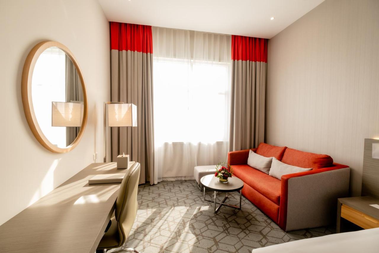 Peony Hotel ドバイ エクステリア 写真