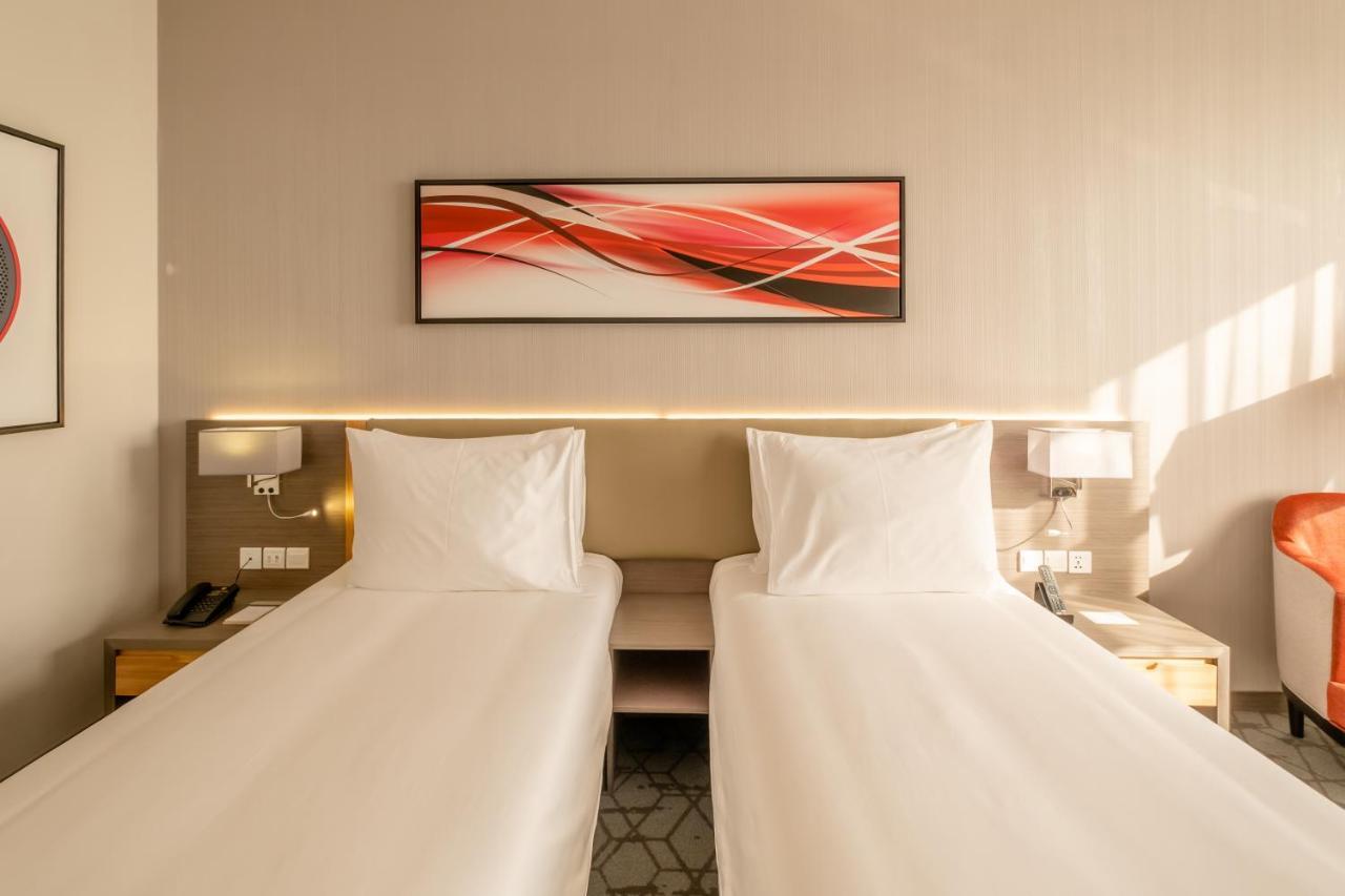 Peony Hotel ドバイ エクステリア 写真
