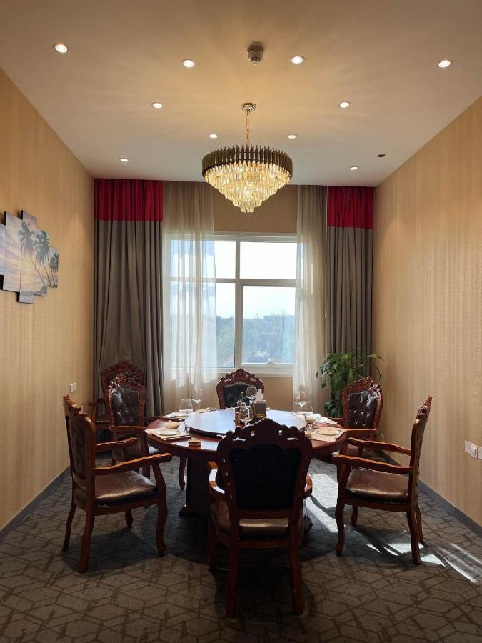 Peony Hotel ドバイ エクステリア 写真